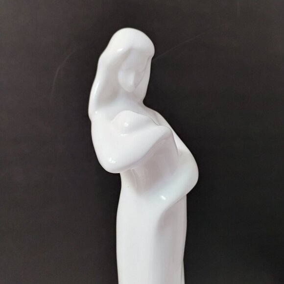 Royal Doulton Mother & Child Porcelain Figurine, Baby Family White Images 11.5" - Picture 9 of 9